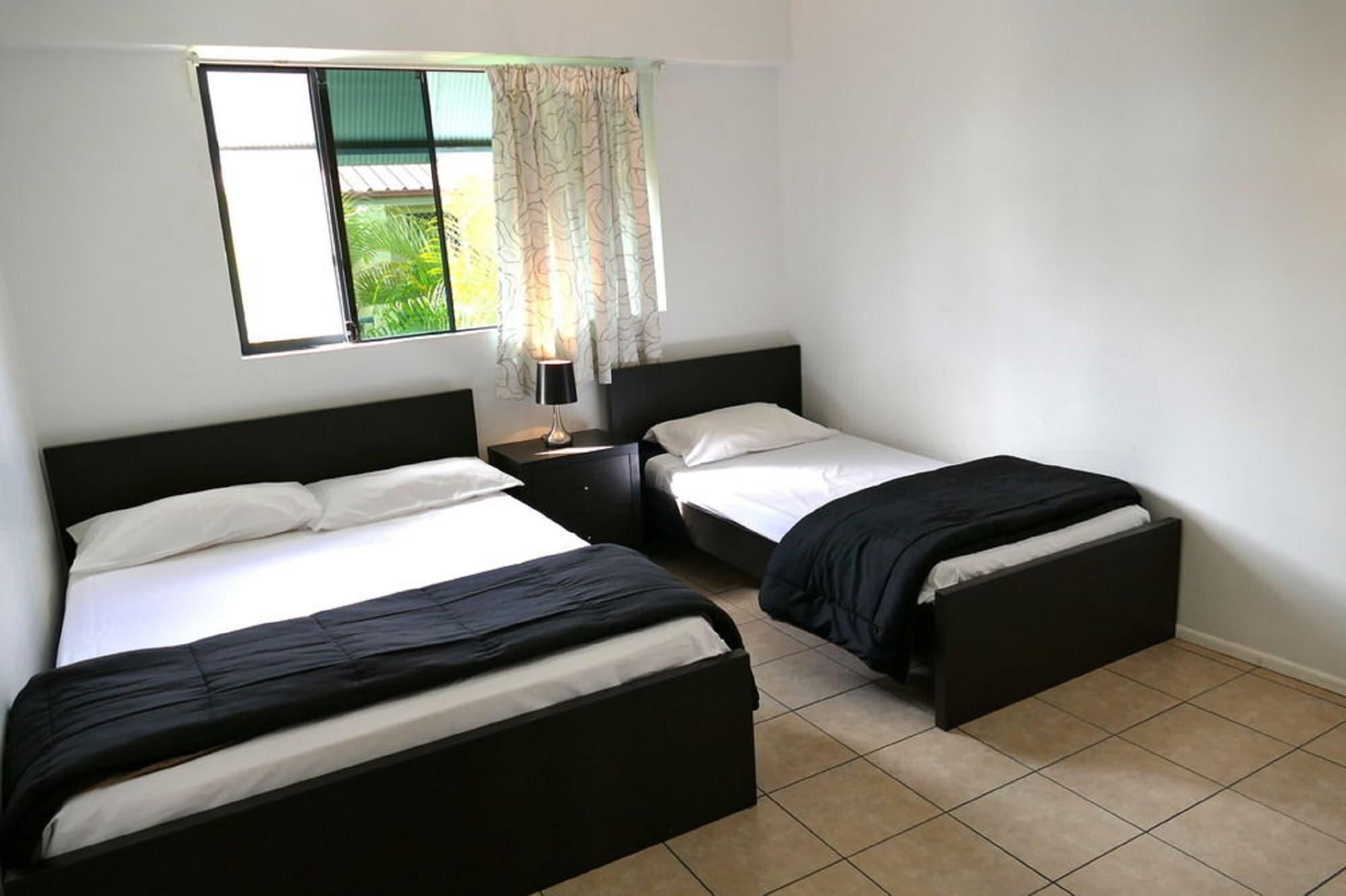 Arrival Lodge Hostel Accommodation Gold Coast Exterior photo