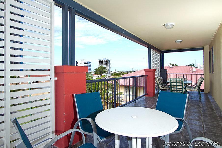 Arrival Lodge Hostel Accommodation Gold Coast Exterior photo