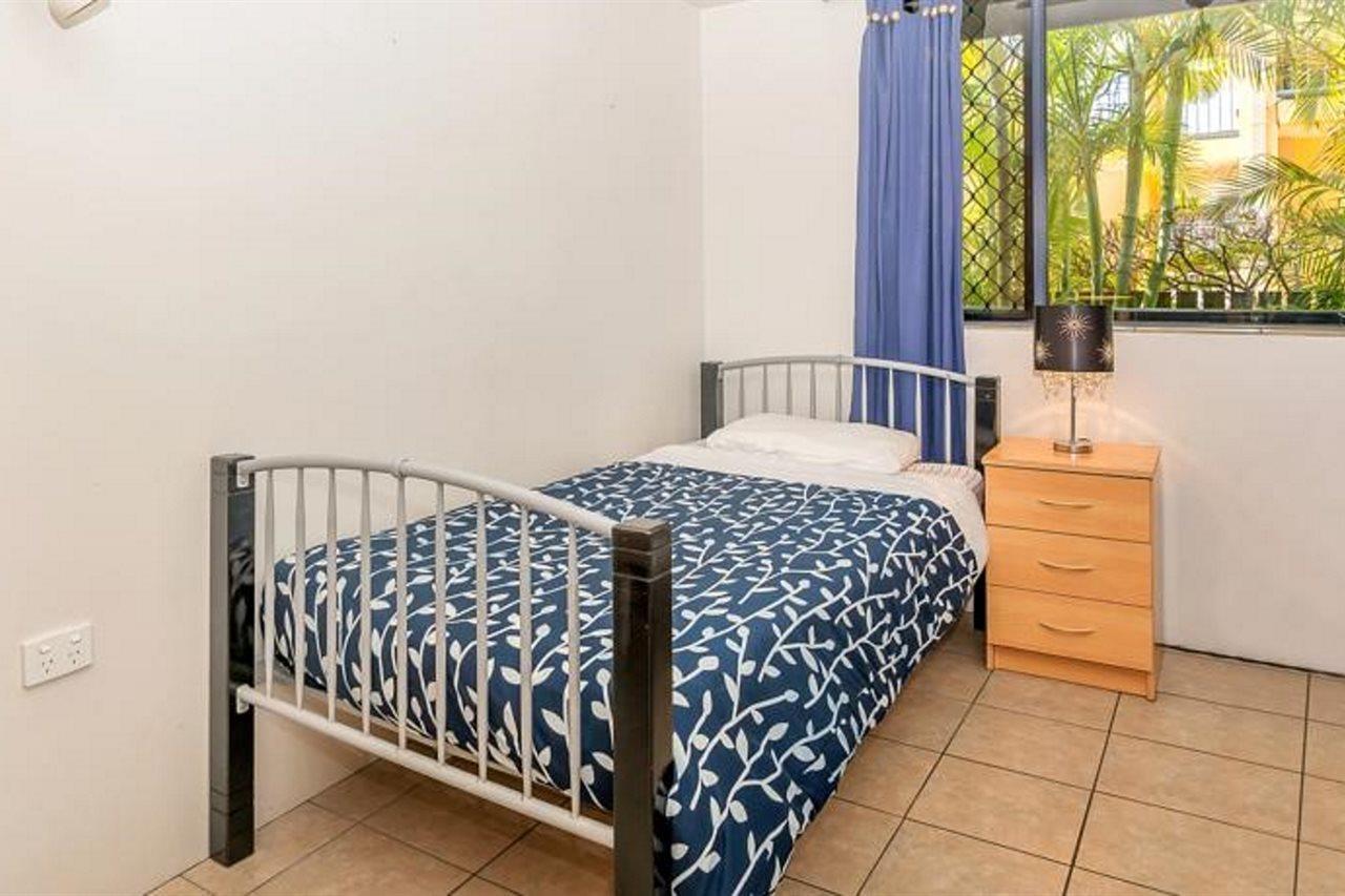 Arrival Lodge Hostel Accommodation Gold Coast Exterior photo